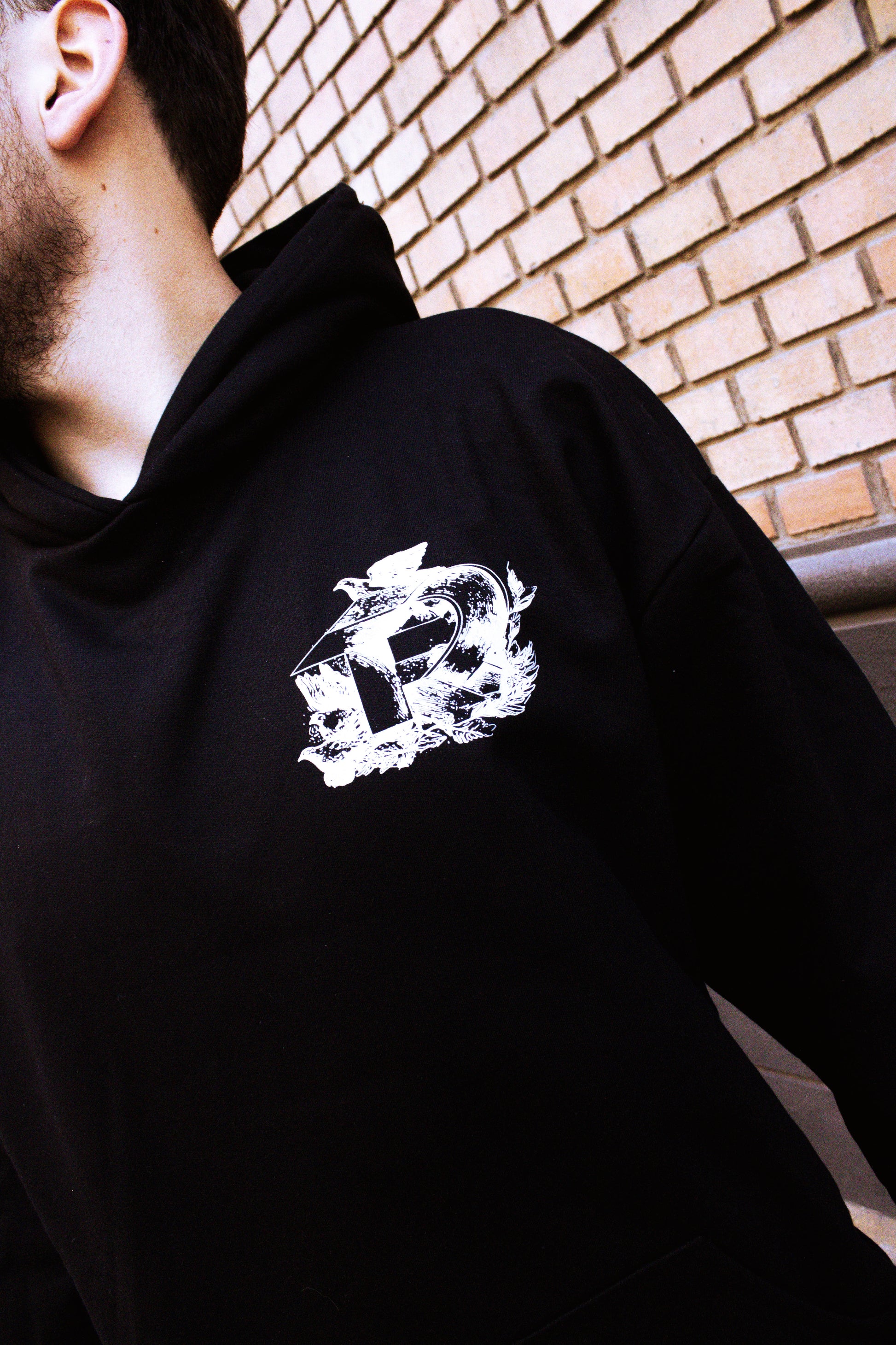 Hoodie "Palomas" – Fuerza Regida