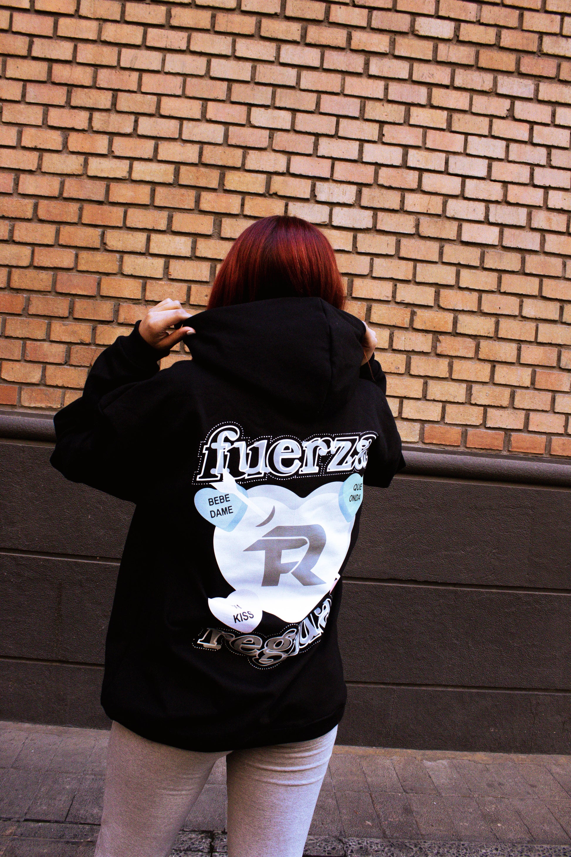 Hoodie "Grey Heart" – Fuerza Regida
