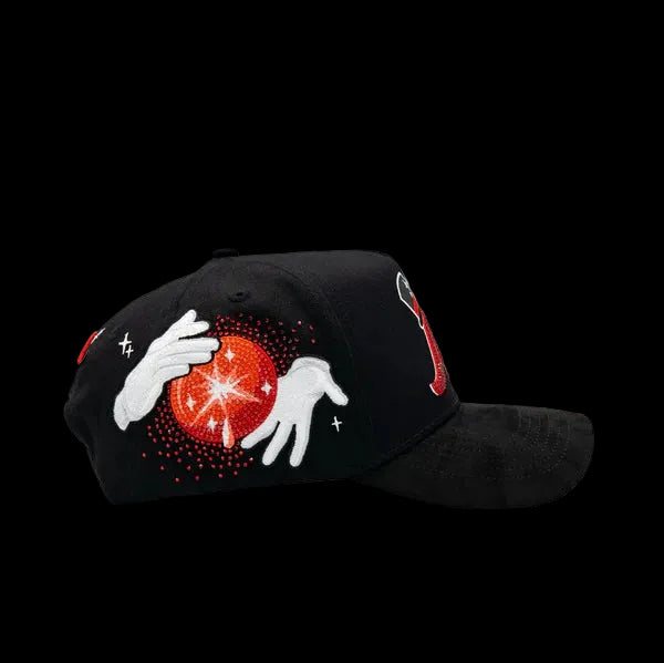 31 Hats x El Mago — M Roja