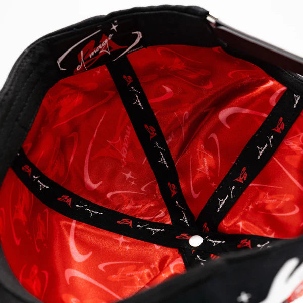 31 Hats x El Mago — M Roja